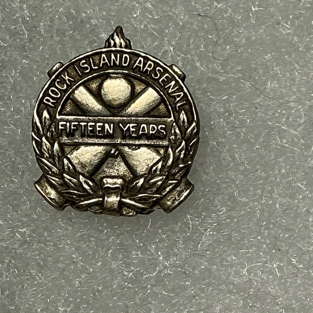 Vintage Sterling Silver US Army Rock Island Arsenal 15 Year Award Pin
